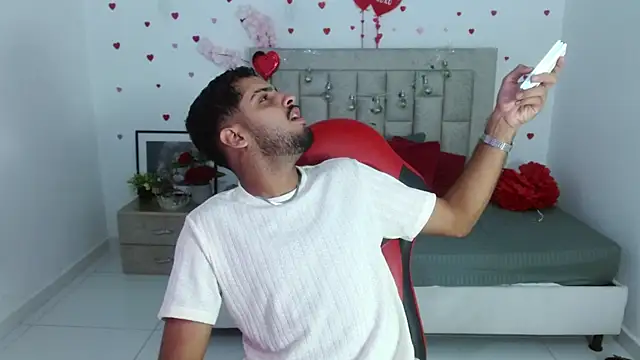 mister fox723 online show from 03-01-26, 05:09