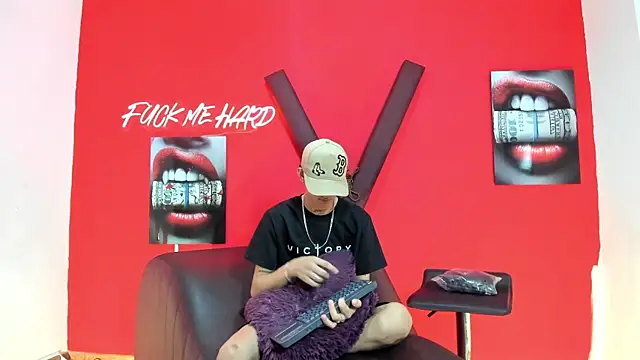 BOYS PLAY online show from 03-21-26, 07:13