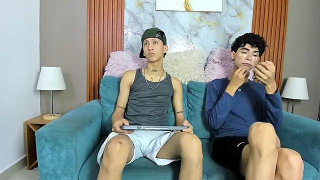 BOYS PLAY online show from 04-23-26, 01:07