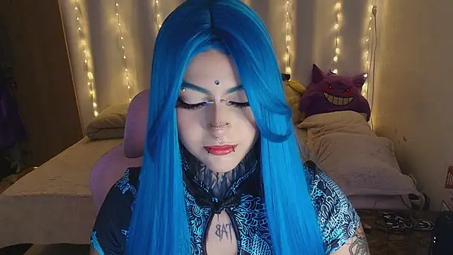 Snapshot of maliciaXpoison chatting on 02-25-26, 05:50 maliciaXpoison online show from 02-25-26, 05:50