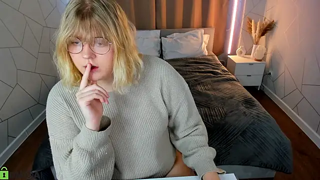 luna c0ra online show from 03-29-26, 01:05