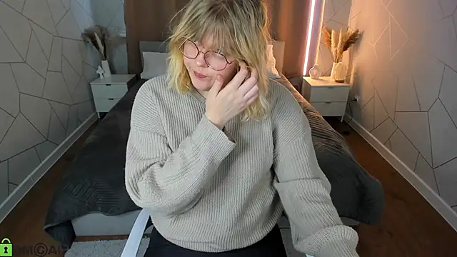 luna c0ra online show from 04-01-26, 01:06