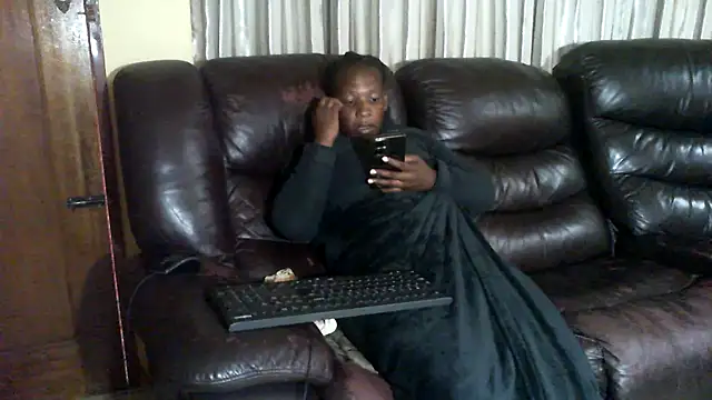 Sky-Diamond online show from 04-25-26, 01:52