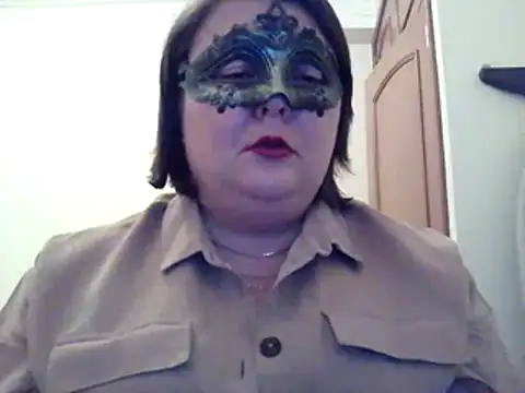Snapshot of Nikisworld chatting on 04-19-26, 10:56 Nikisworld online show from 04-19-26, 10:56
