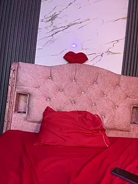 Aylin fire online show from 02-28-26, 07:59