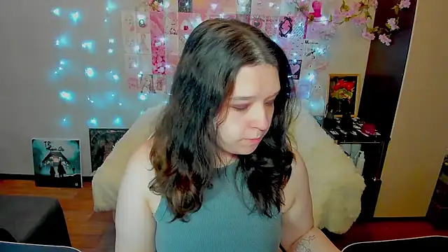 Snapshot of Kate_Acid chatting on 05-25-26, 11:44 Kate Acid online show from 05-25-26, 11:44
