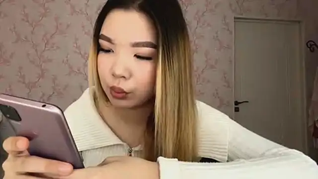 Elina Mottel online show from 03-13-26, 10:44