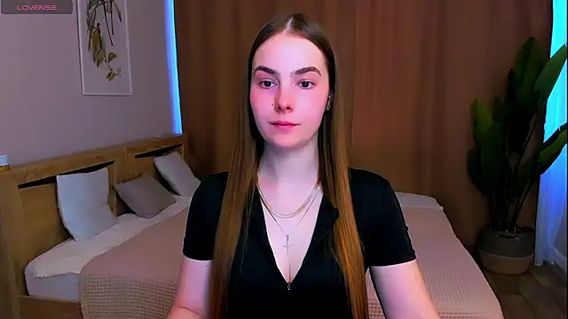 Maddy Wood  online show from 03-24-26, 02:33