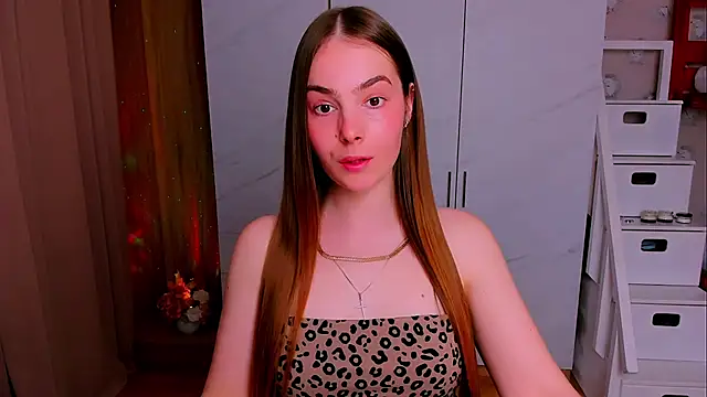 Snapshot of Maddy_Wood_ chatting on 04-28-26, 04:34 Maddy Wood online show from 04-28-26, 04:34