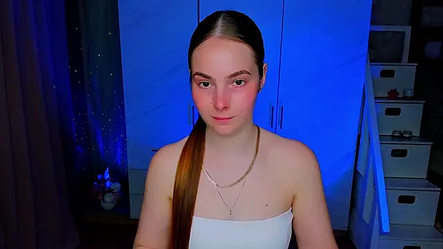 Snapshot of Maddy_Wood_ chatting on 05-23-26, 03:16 Maddy Wood online show from 05-23-26, 03:16