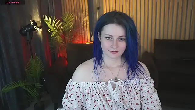 AlisaGracee online show from 05-17-26, 12:45