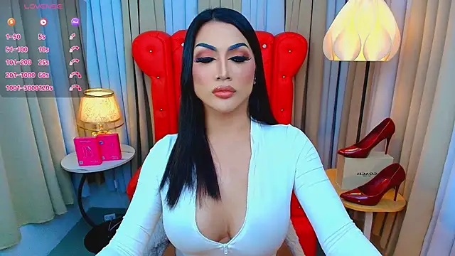 Laureen Hilton online show from 07-28-26, 05:01