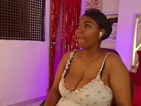 Snapshot of AmiraNast_ chatting on 03-03-26, 04:02 AmiraNast online show from 03-03-26, 04:02