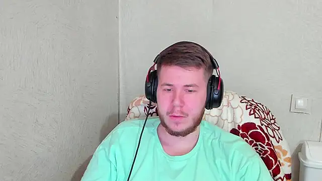 Snapshot of Vibalt chatting on 02-19-26, 01:18 Vibalt online show from 02-19-26, 01:18