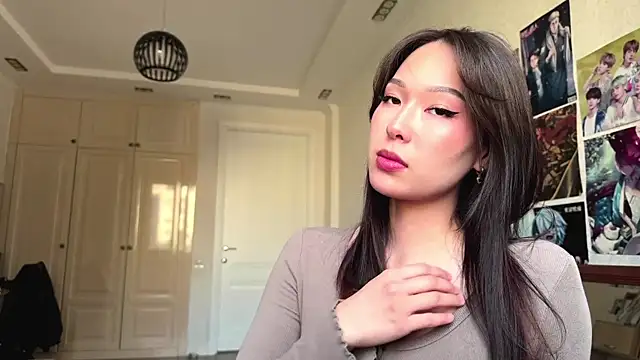 HannaOreo online show from 04-24-26, 09:23