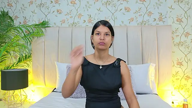 Snapshot of AnnaLoren_ chatting on 03-06-26, 12:01 AnnaLoren online show from 03-06-26, 12:01