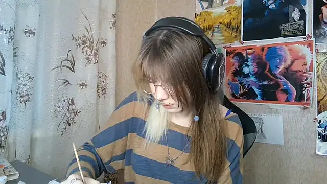 Snapshot of MilaTyan chatting on 06-03-26, 03:06 MilaTyan online show from 06-03-26, 03:06