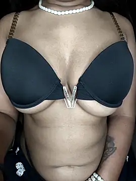 Snapshot of LINNI_3 chatting on 03-01-26, 03:58 LINNI 3 online show from 03-01-26, 03:58