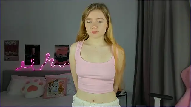 EvaRaee online show from 03-29-26, 04:34