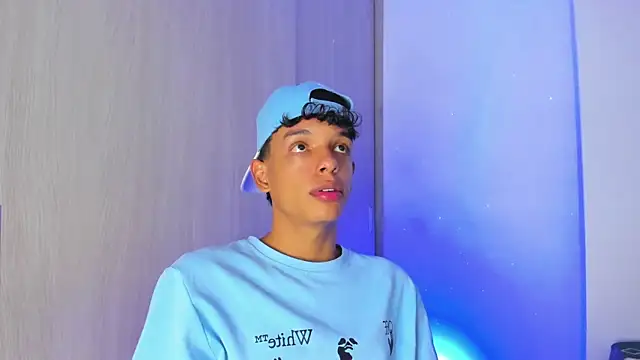 Maxfrost1 online show from 04-26-26, 12:08