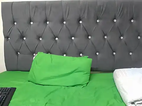 HornyLilHoney online show from 02-24-26, 04:49