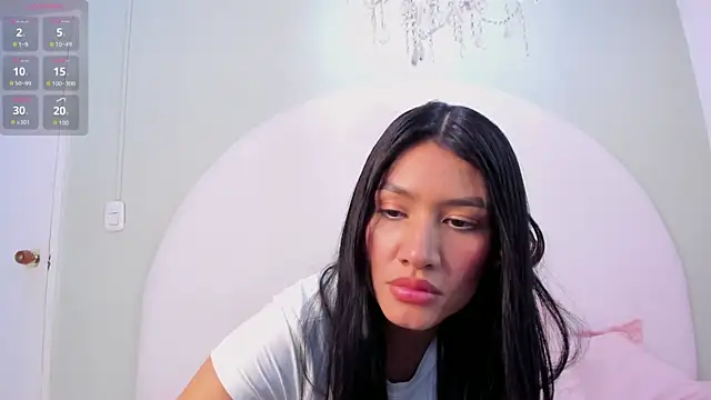 Violett Rosse  online show from 03-04-26, 04:13