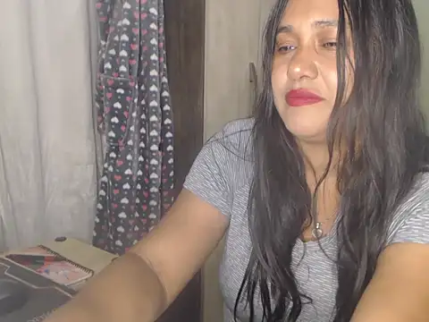 Snapshot of SexyGalletita chatting on 02-27-26, 02:44 SexyGalletita online show from 02-27-26, 02:44