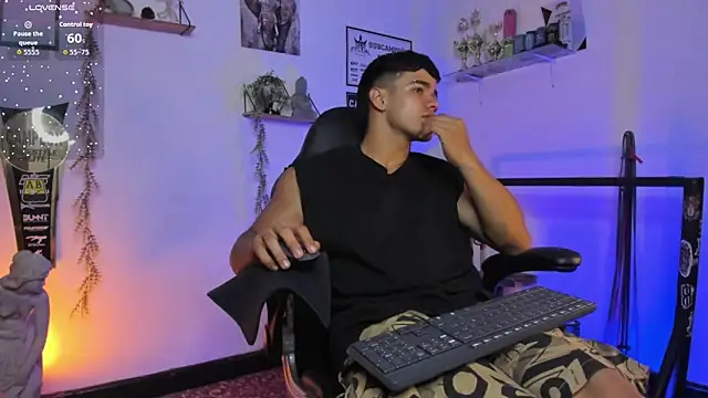 Rob zaens33 online show from 03-20-26, 02:33