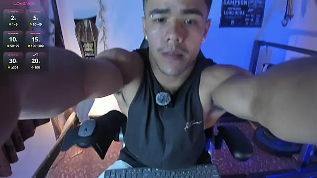 Rob zaens33 online show from 04-29-26, 04:11