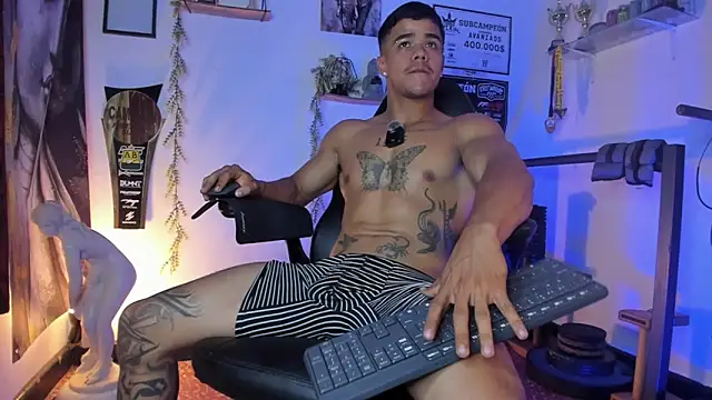 Rob zaens33 online show from 04-29-26, 05:30