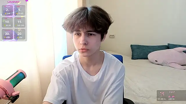 Snapshot of _LukaHayes_ chatting on 03-04-26, 11:16 LukaHayes online show from 03-04-26, 11:16