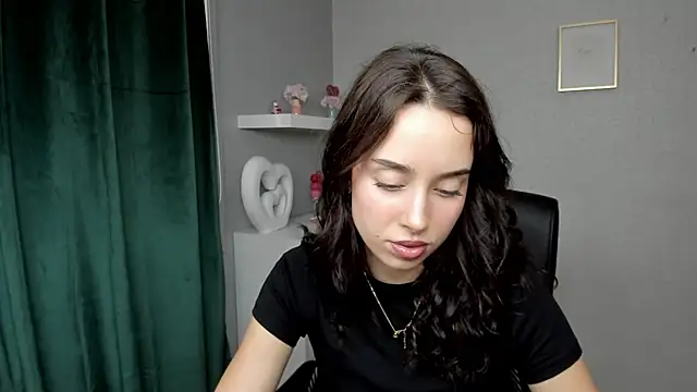 AdeleSolo online show from 06-10-26, 06:23