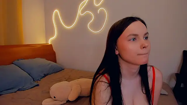 Snapshot of LeilaErcolani chatting on 03-06-26, 08:16 LeilaErcolani online show from 03-06-26, 08:16