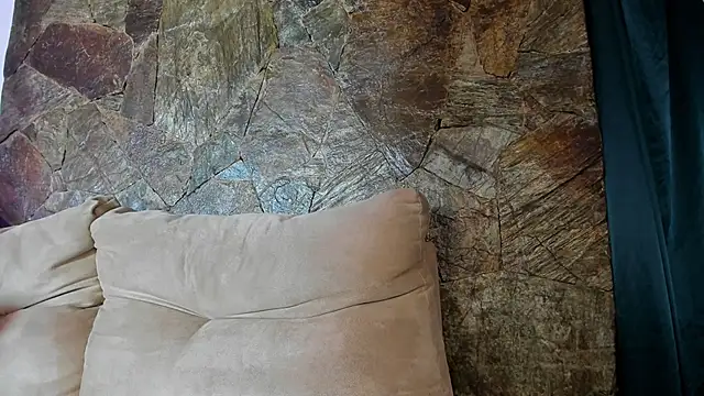 Snapshot of Iris_Jenner1 chatting on 03-12-26, 01:50 Iris Jenner1 online show from 03-12-26, 01:50