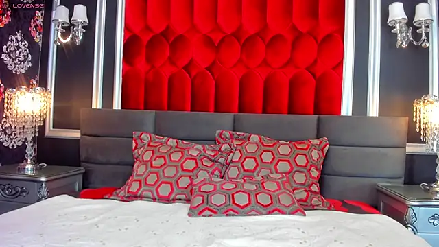 Snapshot of ElizabethObrien chatting on 02-22-26, 08:18 ElizabethObrien online show from 02-22-26, 08:18