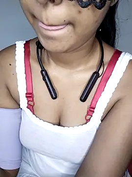 ASHANYA JAYASOORIYA online show from 03-06-26, 06:10