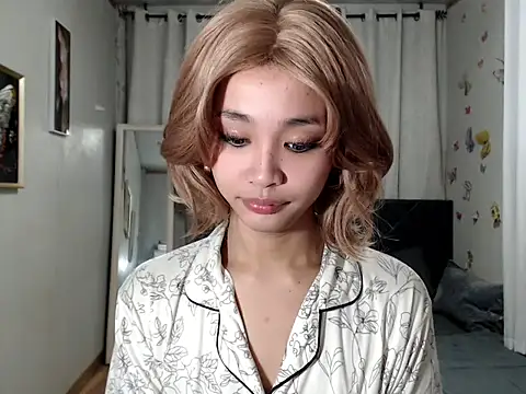 Snapshot of Ur_innocent_womenXxx chatting on 03-03-26, 06:41 Ur innocent womenXxx online show from 03-03-26, 06:41