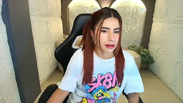 Elizabeth  r online show from 03-12-26, 03:12