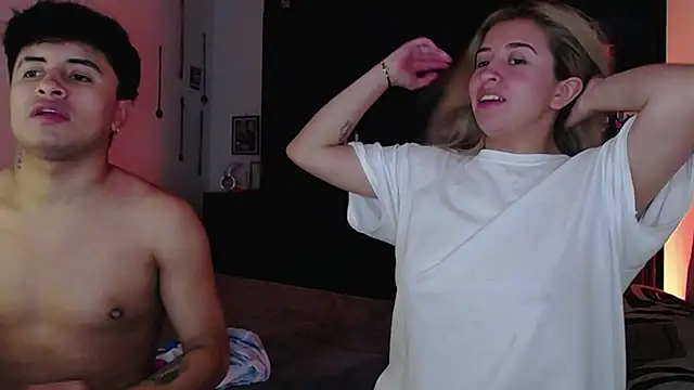 Snapshot of Jhon_Sara chatting on 03-15-26, 11:44 Jhon Sara online show from 03-15-26, 11:44