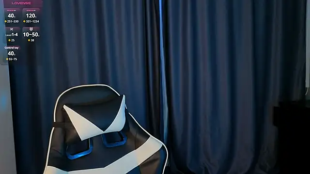 Snapshot of SunFlowerHoney chatting on 03-03-26, 01:01 SunFlowerHoney online show from 03-03-26, 01:01