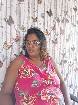 indianstrawberrylips4u online show from 05-24-26, 10:09