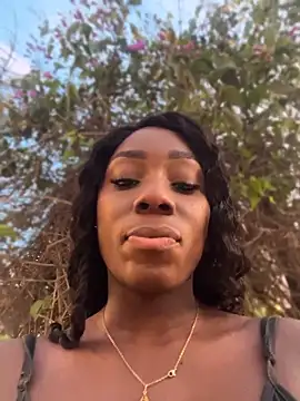 ZarahFerreira online show from 04-24-26, 11:18