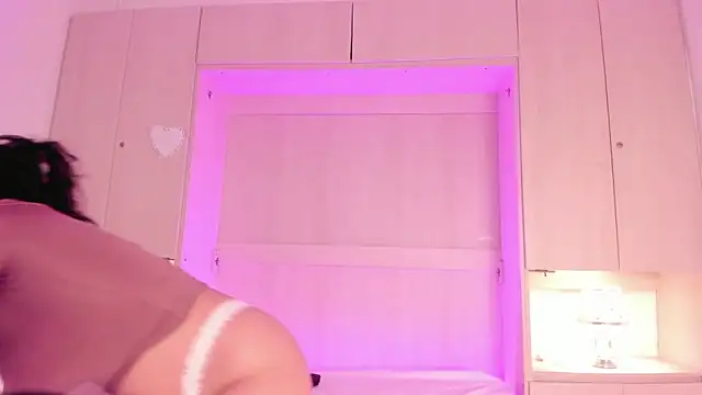 Snapshot of ElaRey_ chatting on 03-07-26, 12:02 ElaRey online show from 03-07-26, 12:02