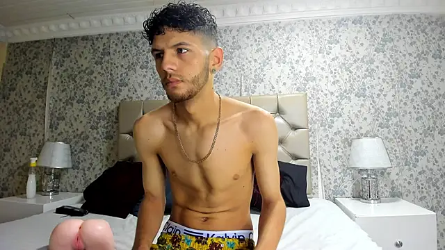 LuckySammer online show from 03-08-26, 01:48