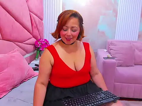 Viooleta thomson online show from 02-22-26, 04:13