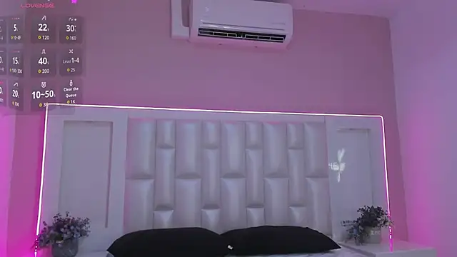 Liia Collins online show from 04-25-26, 05:32