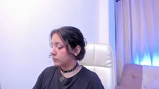 Chloe Noire online show from 04-07-26, 12:49