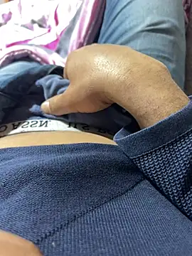 Snapshot of TurkeyMen chatting on 02-24-26, 12:52 TurkeyMen online show from 02-24-26, 12:52