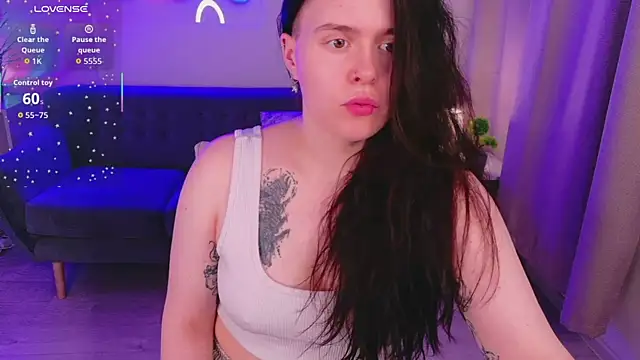 JustMira online show from 06-15-26, 11:07