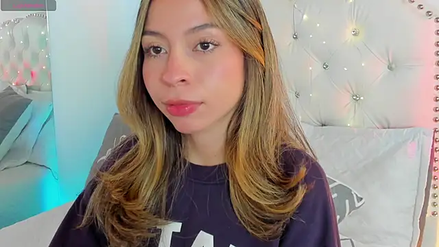 LuuluBerry online show from 03-03-26, 06:58